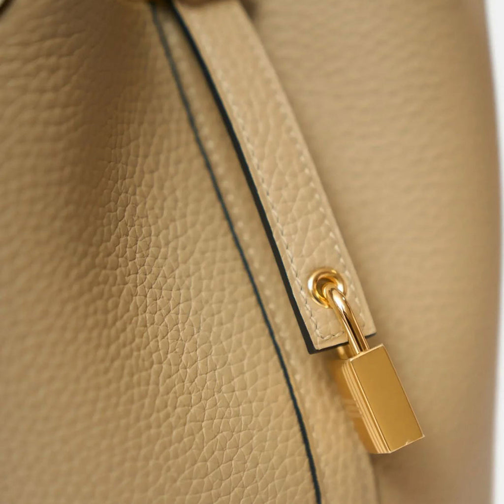 HERMÈS Picotin 18 Handbag