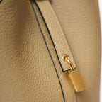 HERMÈS Picotin 18 Handbag