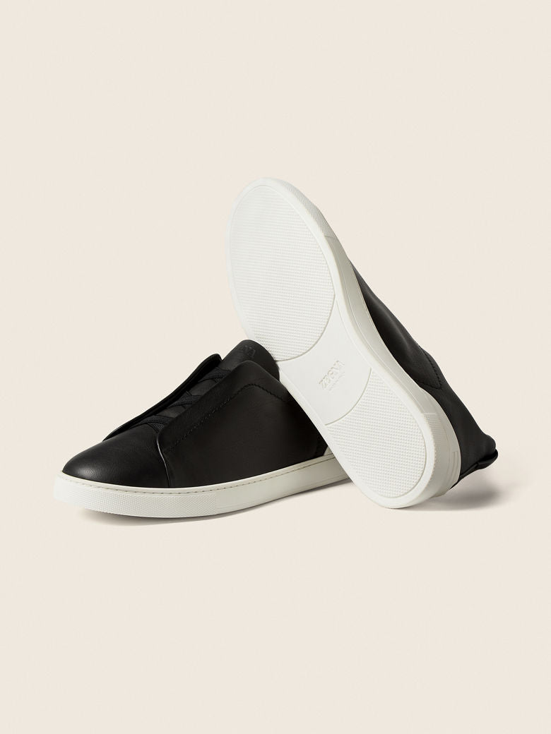 BLACK TRIPLE STITCH™ SECONDSKIN SNEAKERS